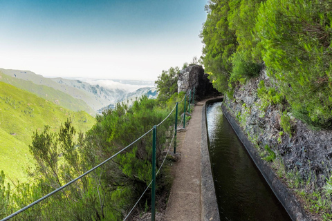 SPACER PO WYSPIE MADERA - JEZIORA MADERY , LEVADA DO ALECRIMSpacer po jeziorach Madery