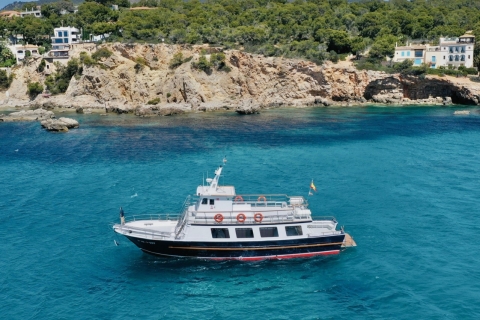 Palma Bay: Boat Tour with BBQ, Snorkelling, & Sunset Option Sunset Boat Tour with BBQ & Snorkel from Palma