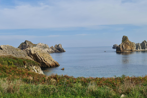 Playa de la Arnía: Private Tour of the UNESCO Costa Quebrada Visit in Spanish
