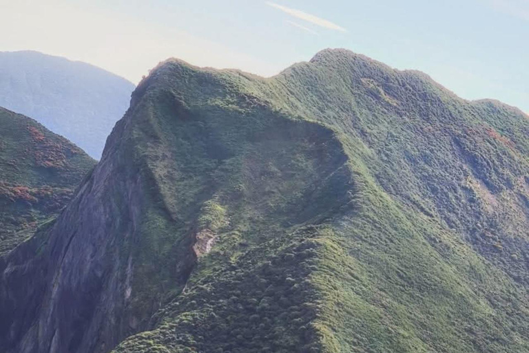 Kandy: Gombaniya Two-Day Cloud Forest Summit Trek