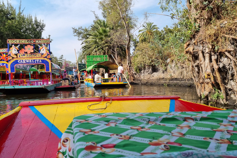 CDMX: Tour of Xochimilco and Coyoacán with option to visit the Frida Kahlo Museum Shared tour with visit to the Frida Kahlo Museum and traditional lunch
