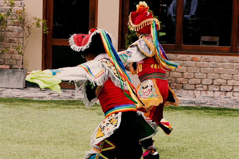 Lima: Pachacámac, lunch show, and Peruvian Paso horses