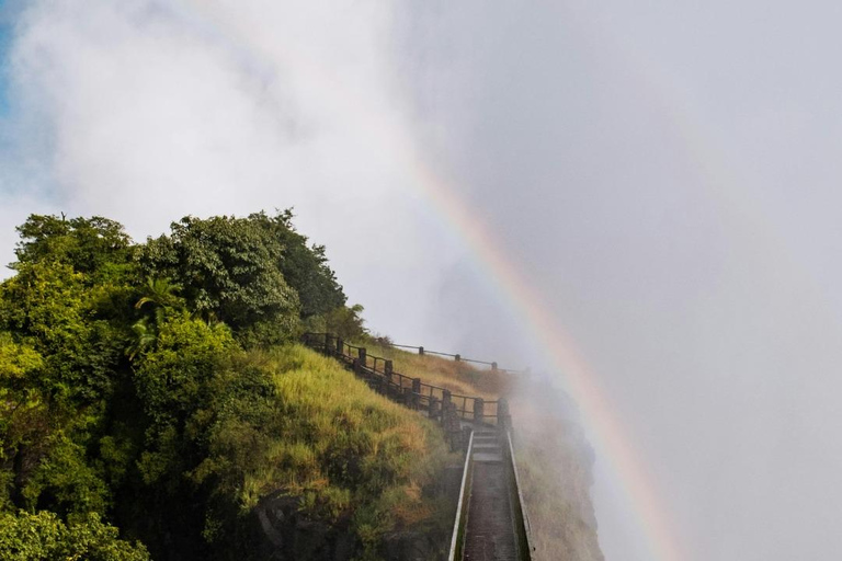 Victoria Falls: Round-Trip Transfer with Hotel Pickup