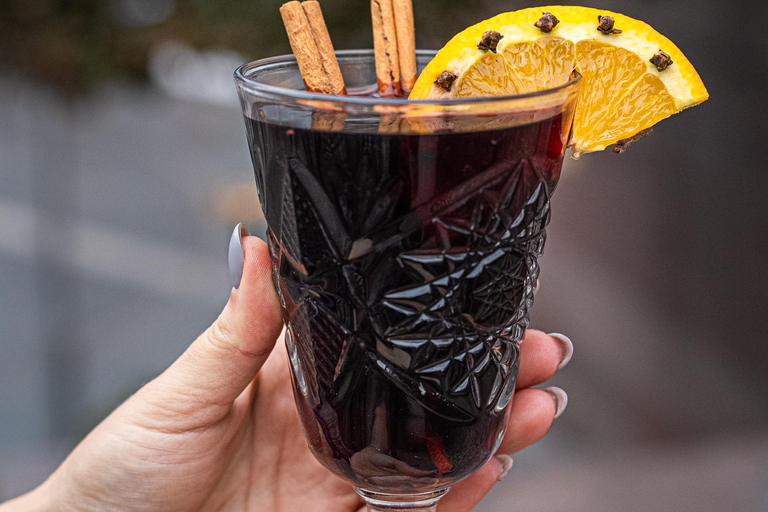 Wroclaw: Hard Rock Cafe Dinner for Two with Christmas View