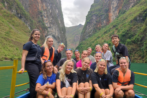 Hanoi: Ha Giang Transfer med VIP-sovbussFrån Ha Giang till Hanoi