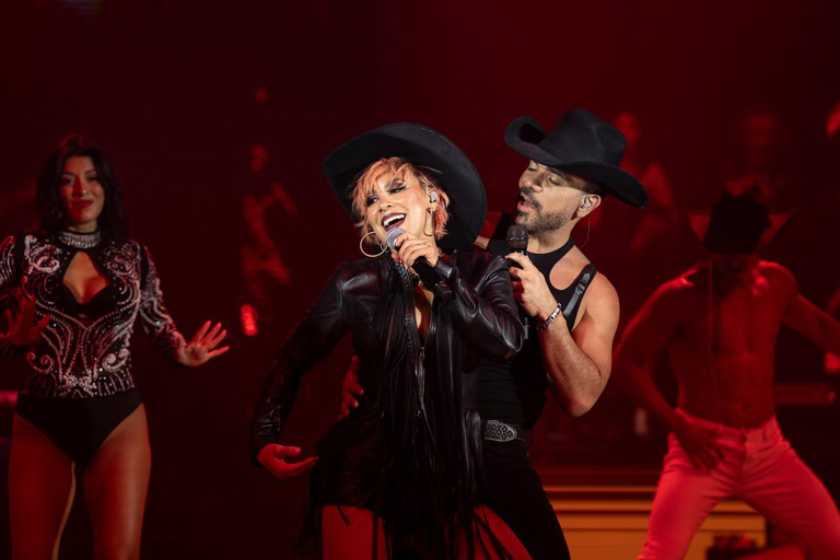 Cancún: Myst Euphoria Show Tańcz w rytm hitów wszystkich dekad!Frontowy balkon na antresoli / Zielony