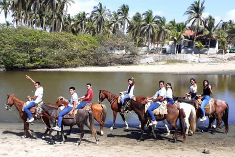 Zihuatanejo: Passeios a cavalo e caiaque