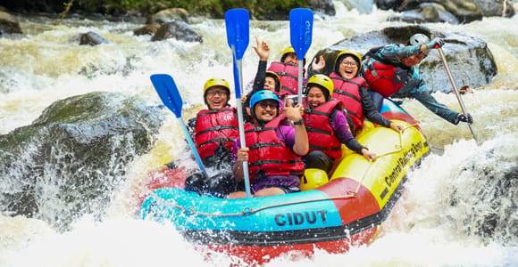 Lombok: White Water Rafting, Culture & Rice Terrace Trek