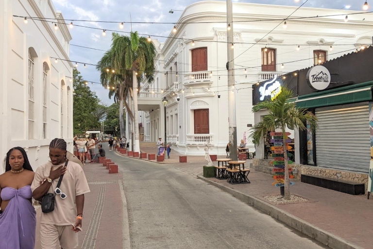 Santa Marta: Old Town, Harbour & Highlights Self-guided Tour