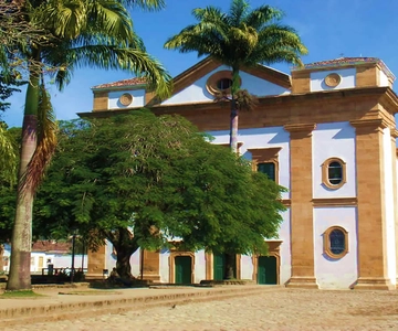 CITY TOUR IN PARATY: Churches and Historical Center Private