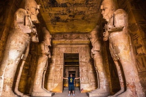 Asuan: 3-dniowa prywatna wycieczka po Egipcie z rejsem po Nilu i balonemStandardowy statek
