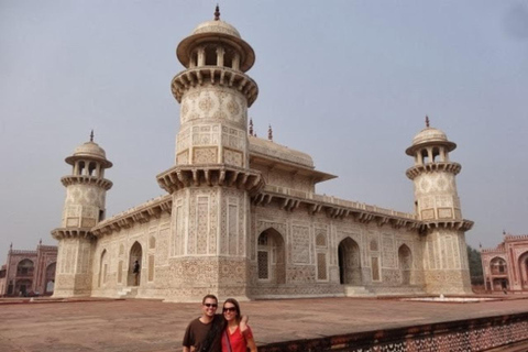 From Delhi: Golden Triangle Tour with Agra, Jaipur & Safari 3-Day Golden Triangle Tour with Taj Mahal, Jaipur & Safari