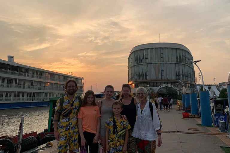 Explore Saigon City Sightseeing & Mekong Delta Cruise Tour Vip Tour With BBQ Lunch