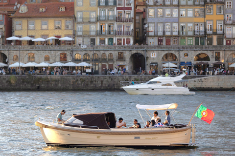 Porto: Rejs po rzece Douro z sześcioma mostami i napojamiWspólny rejs grupowy