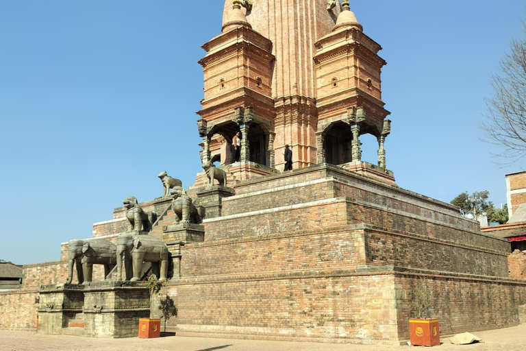 Nagarkot Sunrise: Hike, Newari Lunch & Spa Massage