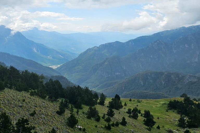 From Shkoder: Theth Full-Day-Tour, With lunch.