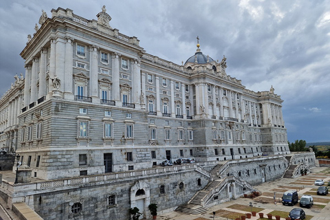 Madrid Private tour: Royal Palace & Cathedral & Old city