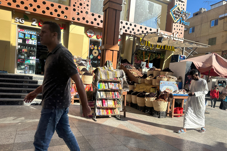 Cairo: Souvenir Shopping Tour with Private Transfer