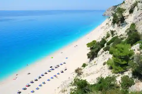Meganisi & Atokos Island Cruise + Swim with Piggy