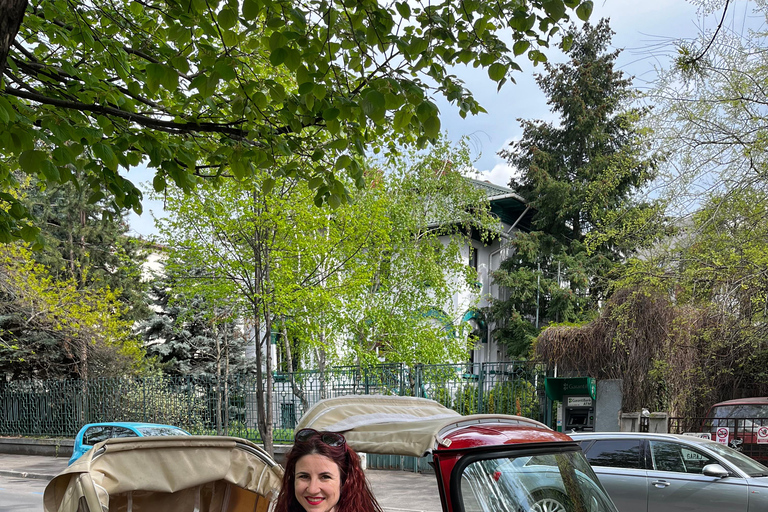 Bucharest: Tuk Tuk City Tour