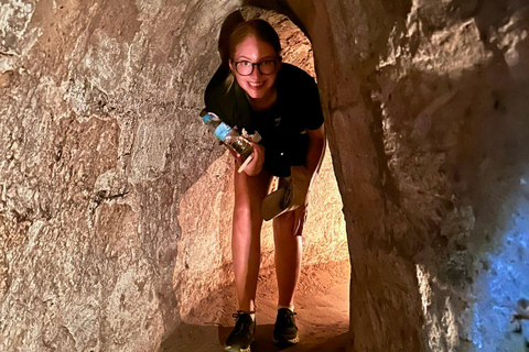 Ho Chi Minh: Cu Chi Tunnels &amp; Tan Lap Floating Village Tour