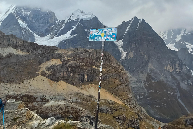 From Huaraz/Lima: Huayhuash Mountain 11-Day Circuit Trip