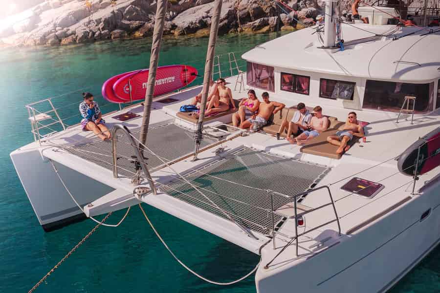 Heraklion: Luxus-Katamarantour zur Insel Dia mit Mahlzeit. Foto: GetYourGuide Heraklion: Luxus-Katamarantour zur Insel Dia mit Mahlzeit. Foto: GetYourGuide