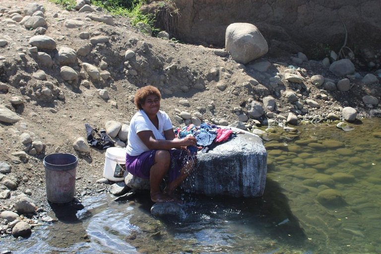 NADI: Wycieczka półdniowa do wioski NalesutaleFiji Marriott Momi Bay