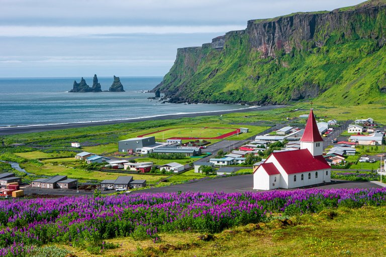 Private Glacier Lagoon &amp; Diamond Beach Tour