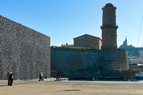 Marseille - Allauch: tussen traditie, geschiedenis en natuurMarseille - Allauch: Openbaar