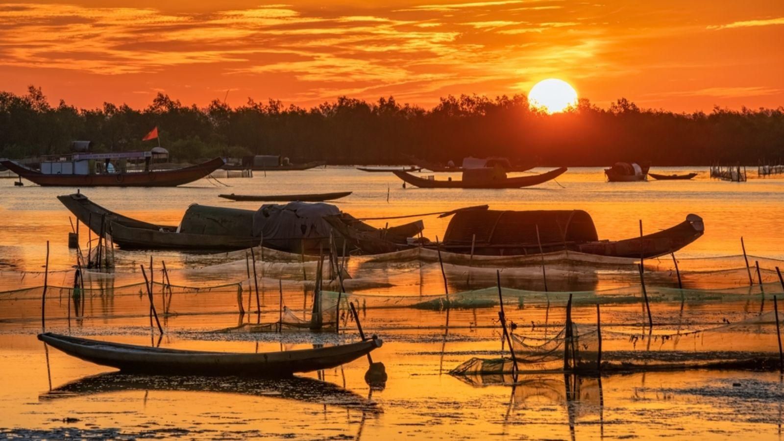 Ab Hue: Sonnenuntergang in der Tam Giang Lagune und Angel-Erlebnis