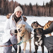 Fairbanks : excursion privée en traîneau à chiens sur le sentier historique Yukon Quest