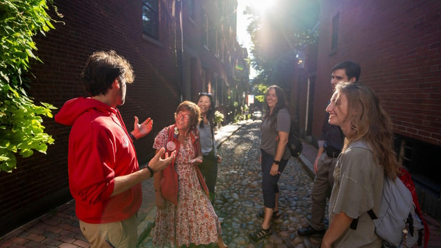Boston: Freedom Trail to Beacon Hill Walking Tour