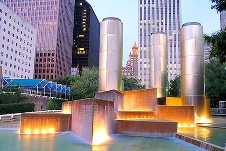 Houston : Best Street Food Tour With A Local Guide Houston : 3 Hours Private Food Tasting Walking Tour