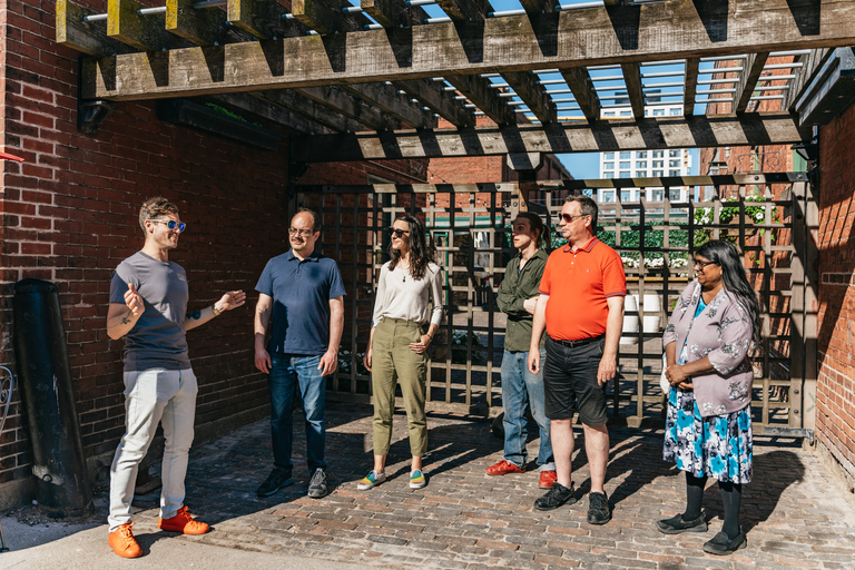 Toronto: Distillery District Historic Walking Tour