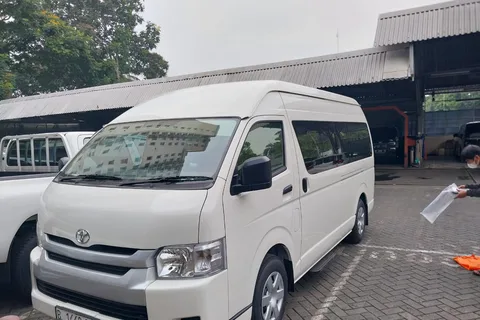 Jakarta Airport Transfer for Small/Big Group