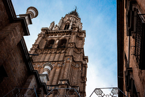Historical Toledo: Guided Walking Tour. Historic Toledo: a guided walking tour.