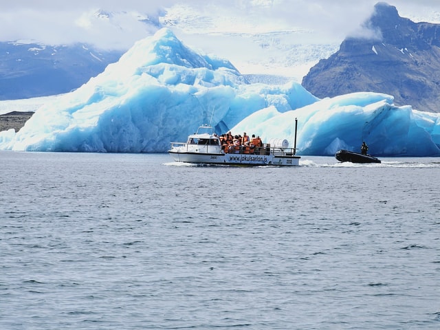 South Coast with Diamond Beach and Jökulsárlón Private Tour