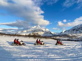 Snowmobile Safari Lyngen Alps — Camp Troll