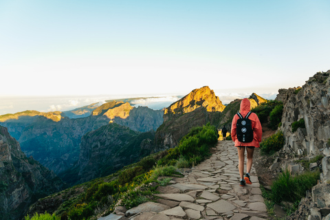 Zelfgeleide zonsopgangwandeling van Pico do Arieiro naar Pico RuivoWandeling bij zonsopgang