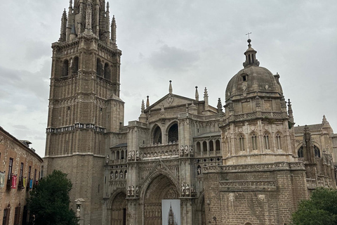 Toledo Cathedral in full: entrance fee + guided visit with official tour guide