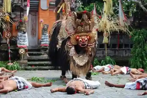 Bali : La culture d'Ubud, le temple et le volcan Batur à l'honneur