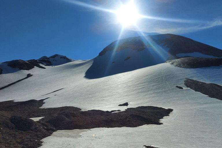 Från Reykjavik: Dagstur med vandring i Kerlingarfjöll