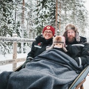 Rovaniemi : promenade en traîneau à rennes de 2 km à travers la forêt