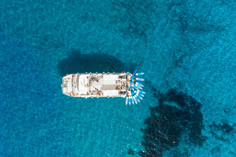 Ibiza: Crociera in barca a Formentera con pagaia, snorkeling e pranzoIbiza: Crociera in barca a Formentera con snorkeling e pranzo