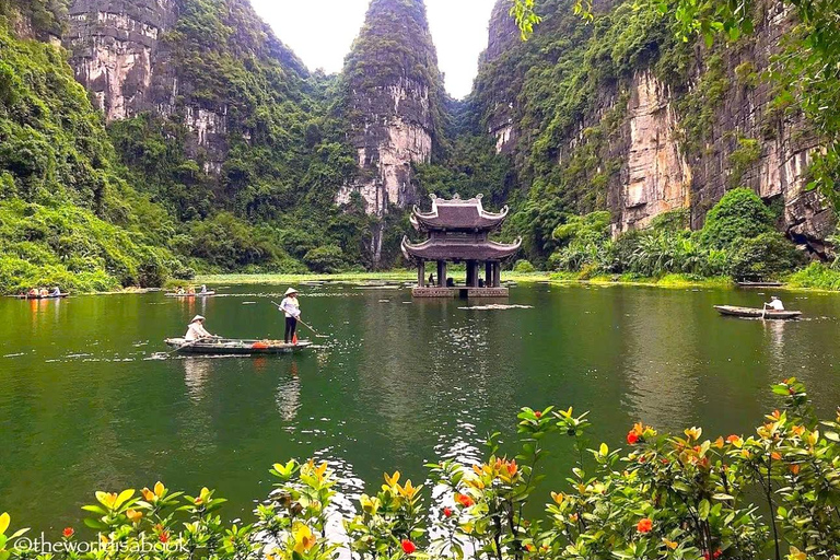 From Hanoi: 3-Day Ninh Binh & Pu Luong Nature Adventure Option 2: Deluxe Hotel & Deluxe Resort with Mountain View