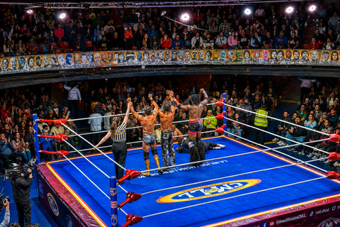 Mexico City: Lucha Libre Sightseeing Tour with Pick-Up & Drop-Off, Street Food Tasting