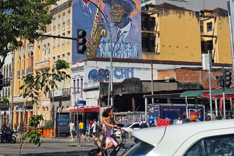 Tour guiado en E-Bike por el Centro Histórico de Río hasta Ipanema