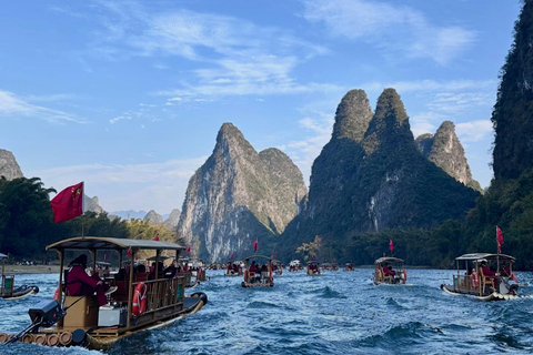 Guilin: Classical Must-See Attraction Private Tour Guide for English
