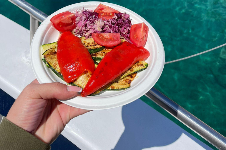 From Trogir: Three Island Boat Tour with Blue Lagoon & Lunch